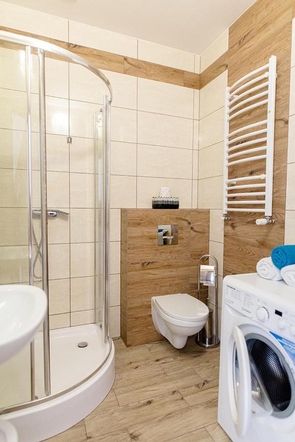 Apartament Manhattan Мелец Екстериор снимка